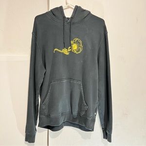 Nike hoodie skate size medium medium : Box C:
